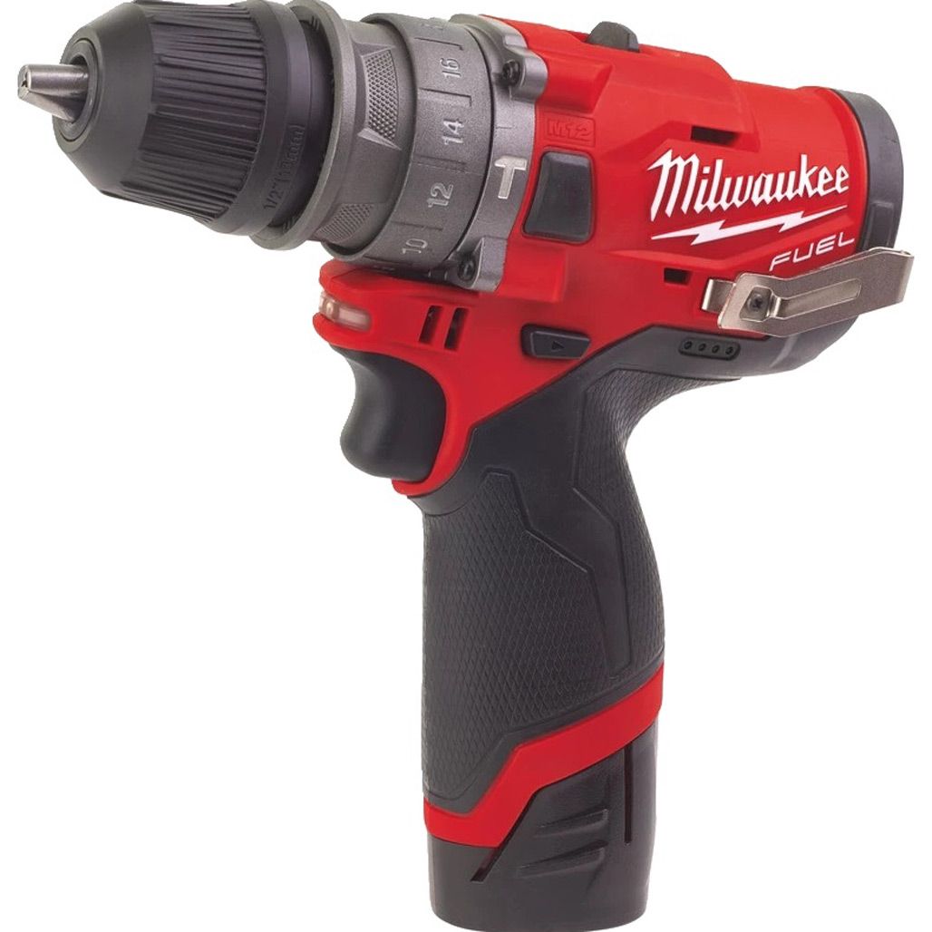 Дрель-шуруповерт Milwaukee M12 FPDX-202X (4933464136)
Дрель-шуруповерт Milwaukee M12 FPDX-202X (4933464136)