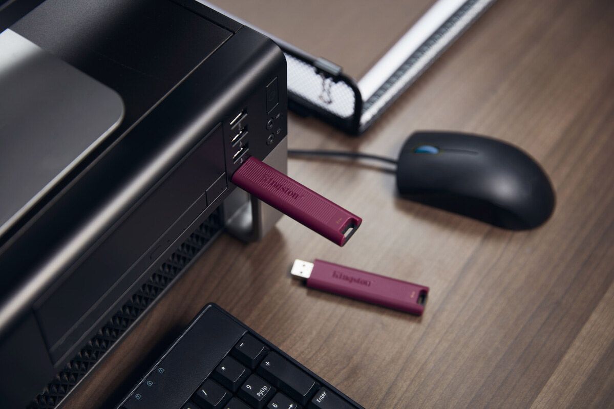 USB флеш-накопитель Kingston 256 GB DataTraveler Max USB 3.2 (DTMAXA/256GB) [83516] 