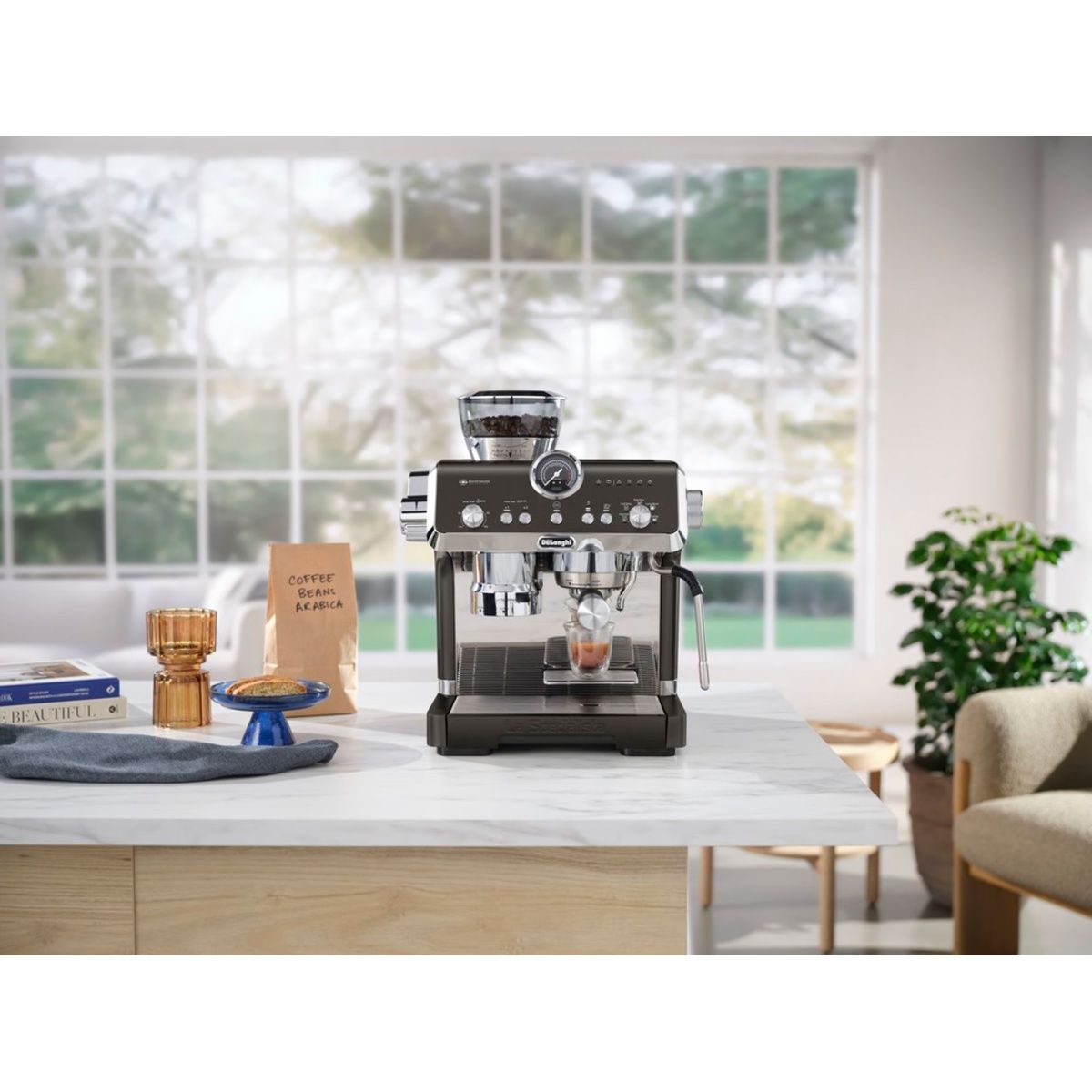 Кавоварка ріжкова Delonghi La Specialista Opera EC9555.BK