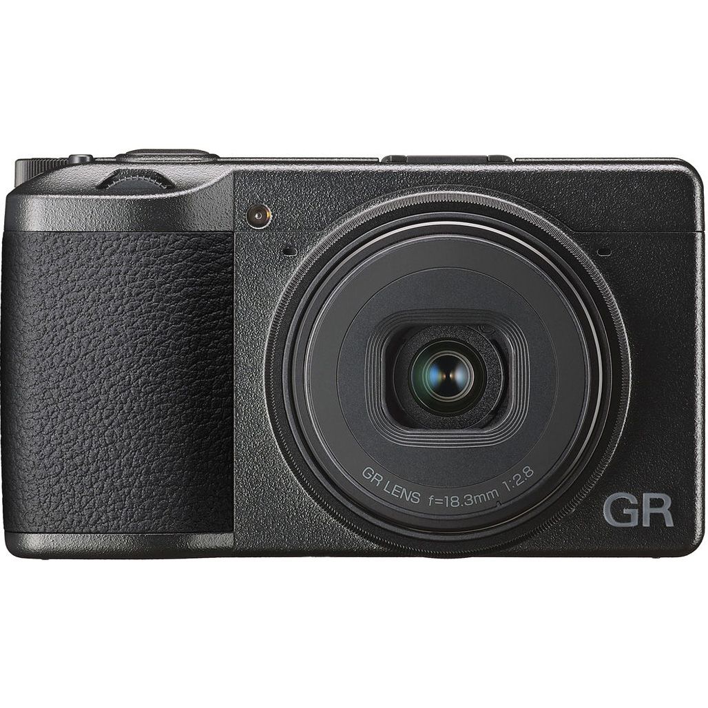 

Фотоапарат Ricoh GR III (S0015038/S0015049)