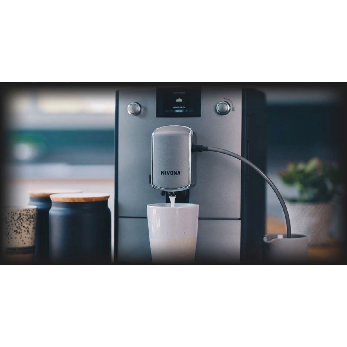 Кавомашина Nivona CafeRomatica NICR 695
