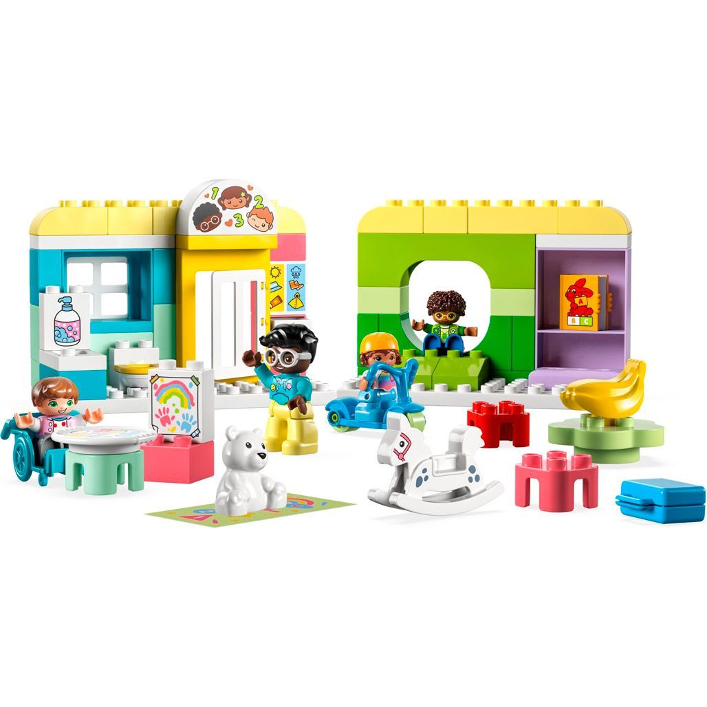 

Конструктор LEGO DUPLO Життя в дитячому садку (10992)