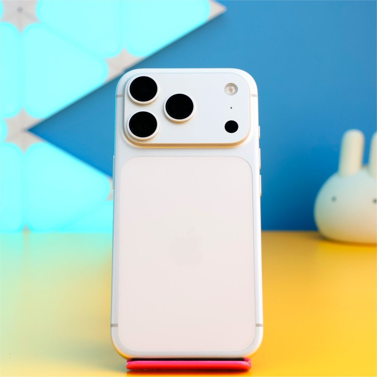 Смартфон Apple iPhone 17 Pro 512GB Silver (MG8K4) Б/У