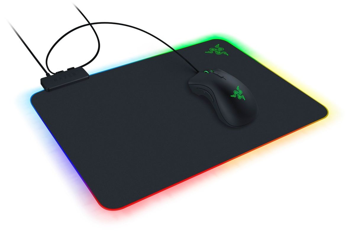 Килимок для миші Razer Firefly V2 (RZ02-03020100-R3M1)