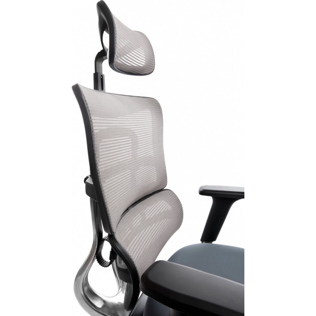 Офісне крісло GT Racer X-802 Bright Gray (W-20 B-40) 