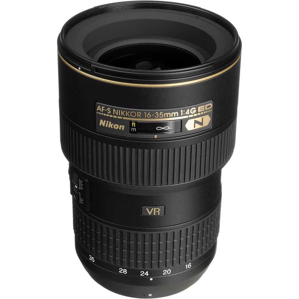 

Объектив Nikon AF-S NIKKOR 16-35mm f/4G ED VRII (JAA806DB)