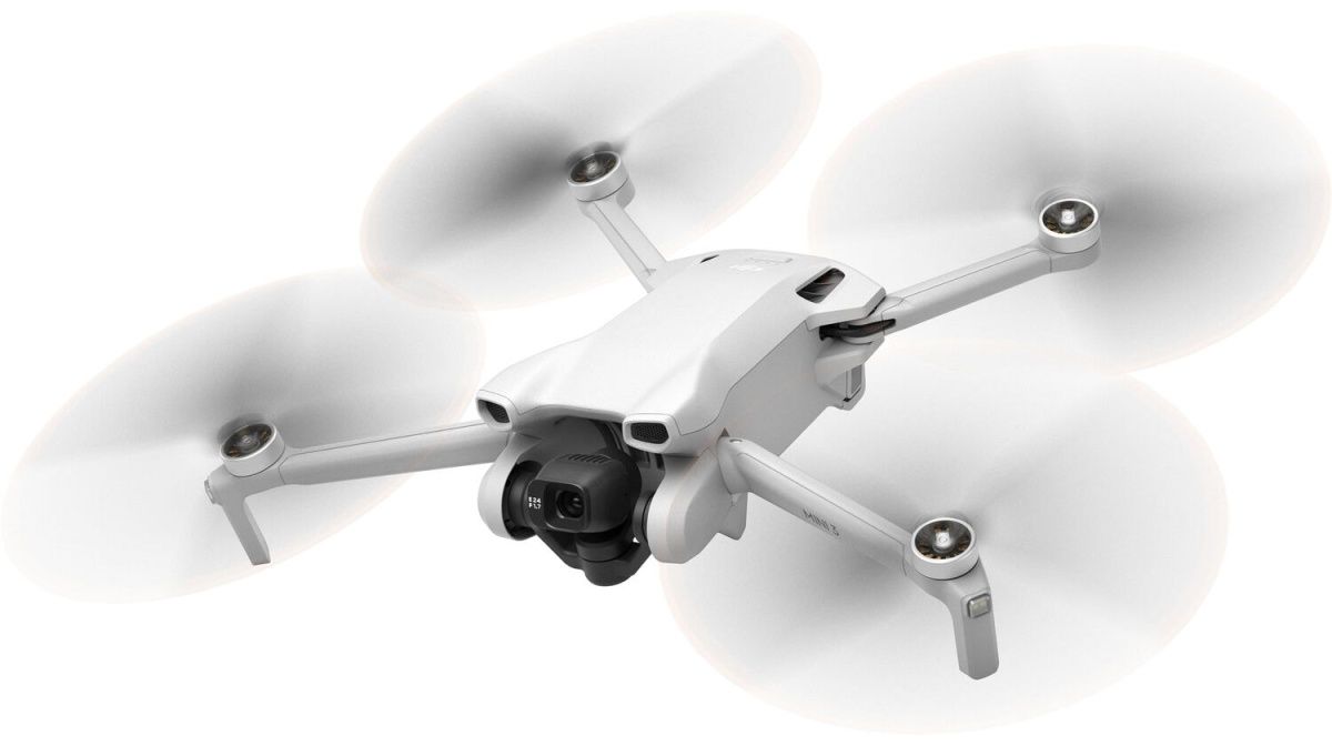 Квадрокоптер DJI Mini 3 Fly More Combo with RC Remote Controller (CP.MA.00000613.01)