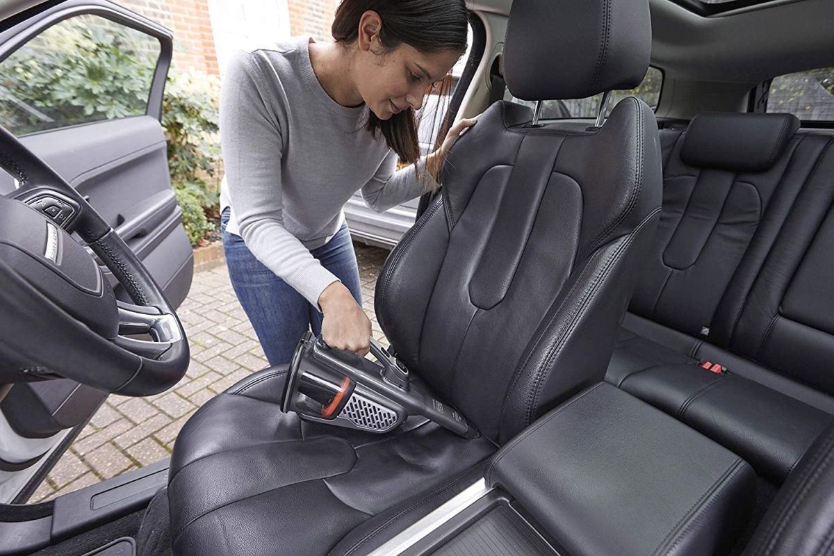 Ручний пилосос Black&Decker BHHV520JF