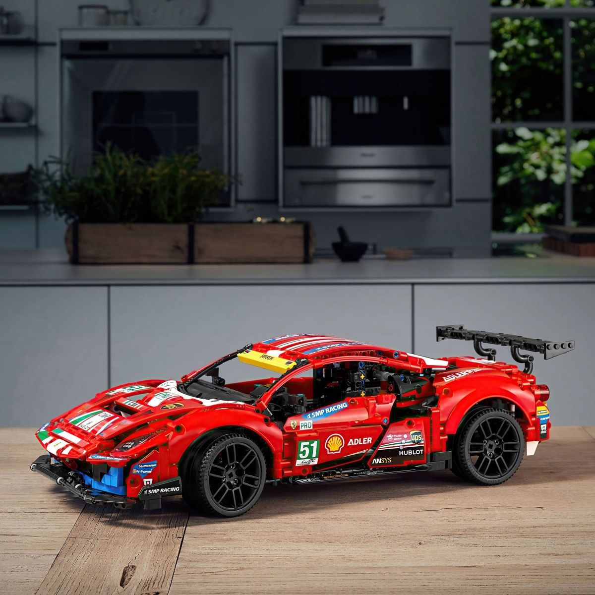 Конструктор LEGO Technic Ferrari 488 GTE AF Corse 51 (42125)