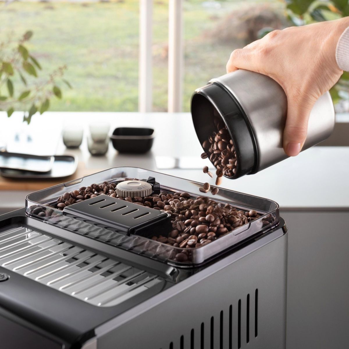 Кавомашина Delonghi Eletta Explore ECAM 450.65.G
