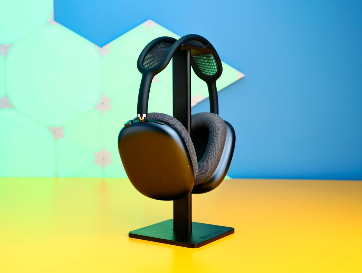 Навушники Apple AirPods Max Midnight (MWW43) Б/У фото 3