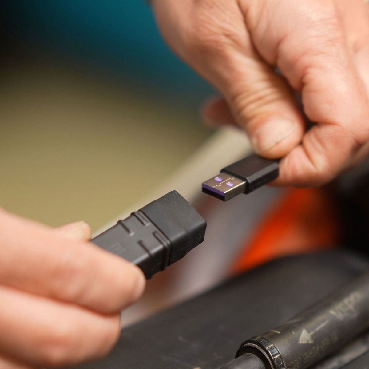 Кабель для бездротової зарядки SP Connect 12V (53218)