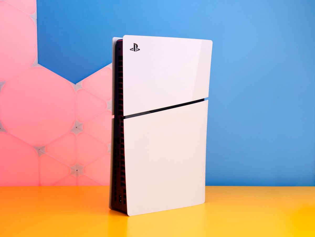 Ігрова консоль Sony PlayStation 5 Slim Digital Edition 1TB White (1000040660) Б/У фото 2