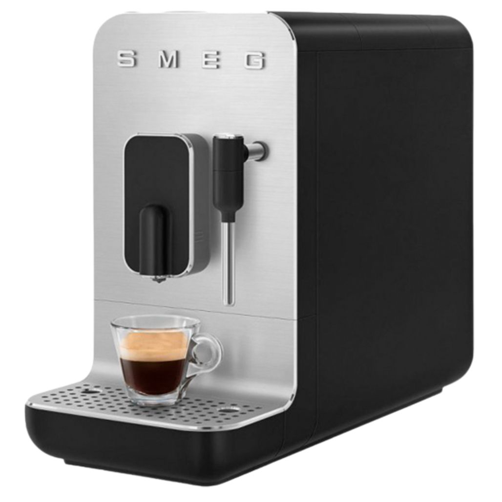 

Кавомашина Smeg BCC02BLMEU