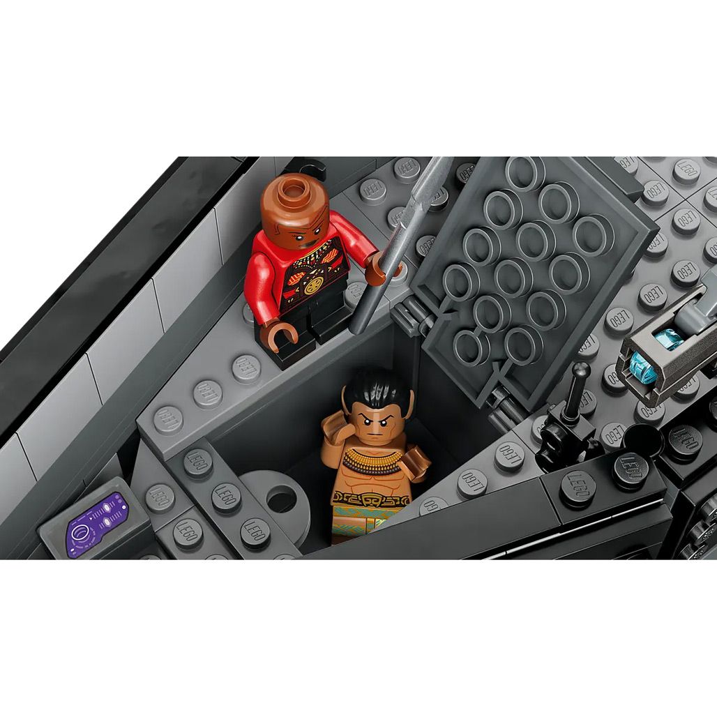 Конструктор LEGO Super Heroes Marvel Чорна Пантера: війна на воді (76214)