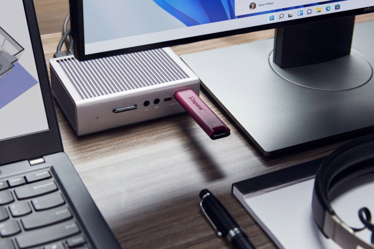 USB флеш-накопитель Kingston 256 GB DataTraveler Max USB 3.2 (DTMAXA/256GB) [83516] 