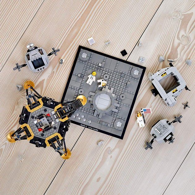 Конструктор LEGO NASA Apollo 11 Lunar Lander (10266)