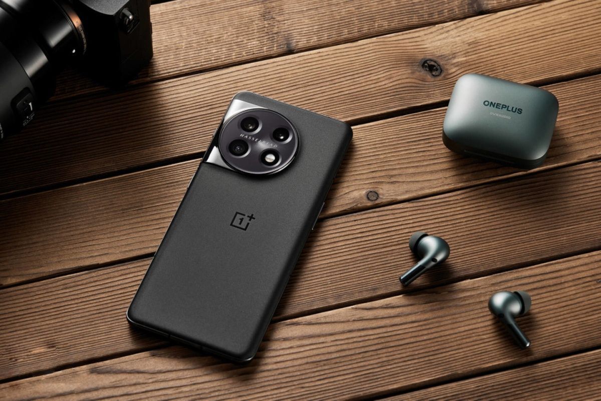 Смартфон OnePlus 11 12/256GB Titan Black
