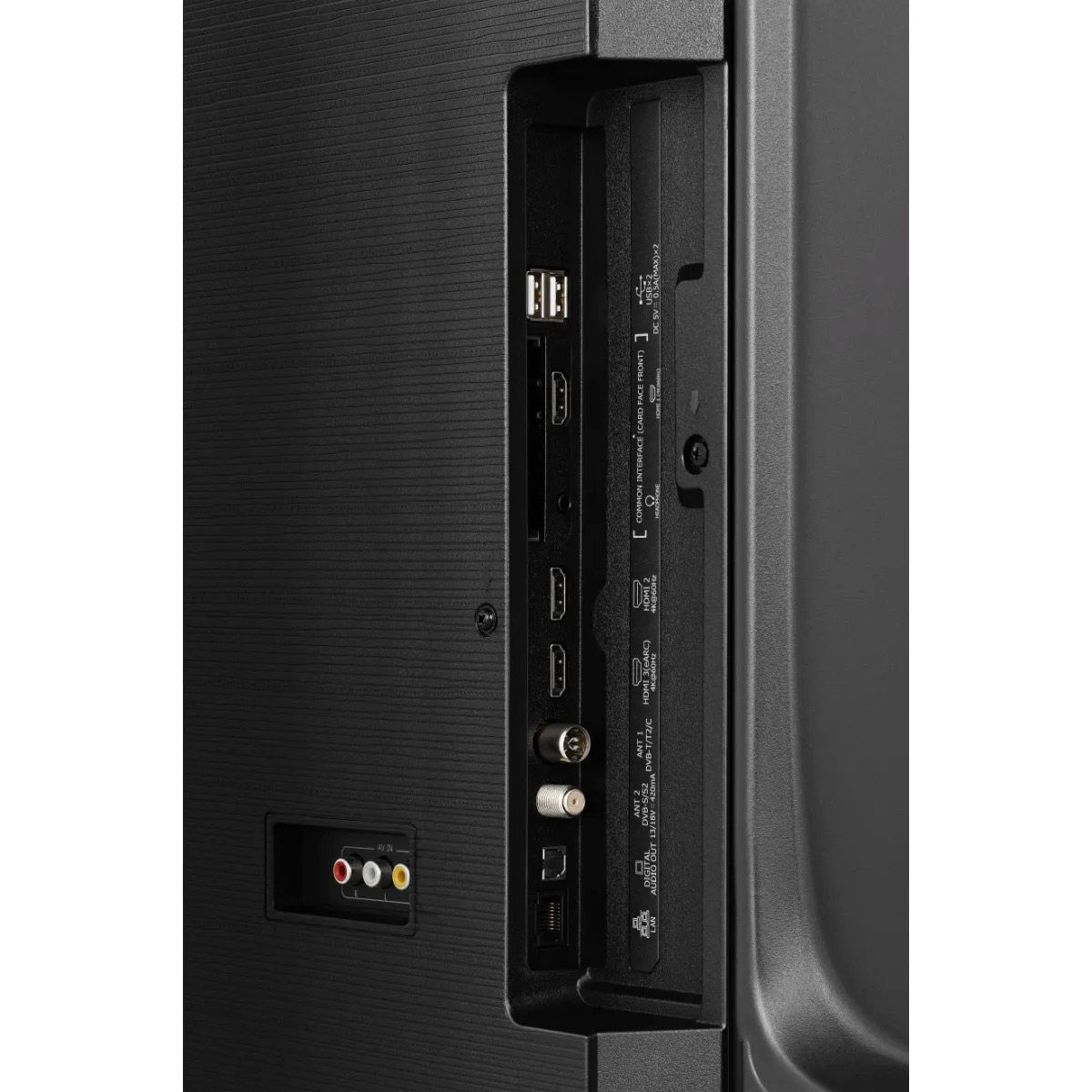 Телевізор Hisense 65E7NQ 65