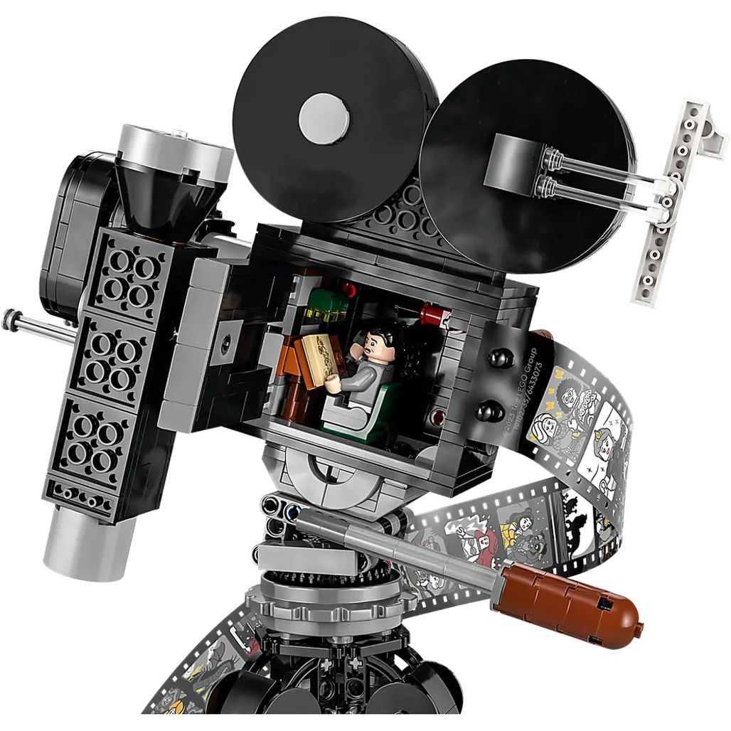 Конструктор LEGO Disney Камера вшанування Волта Діснея (43230)