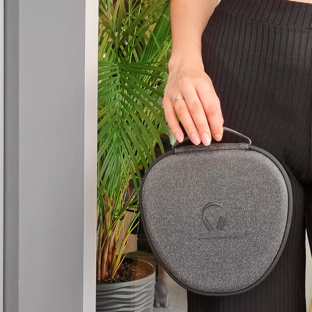 Чохол WiWU Ultrathin Smart Case для Apple Airpods Max Black