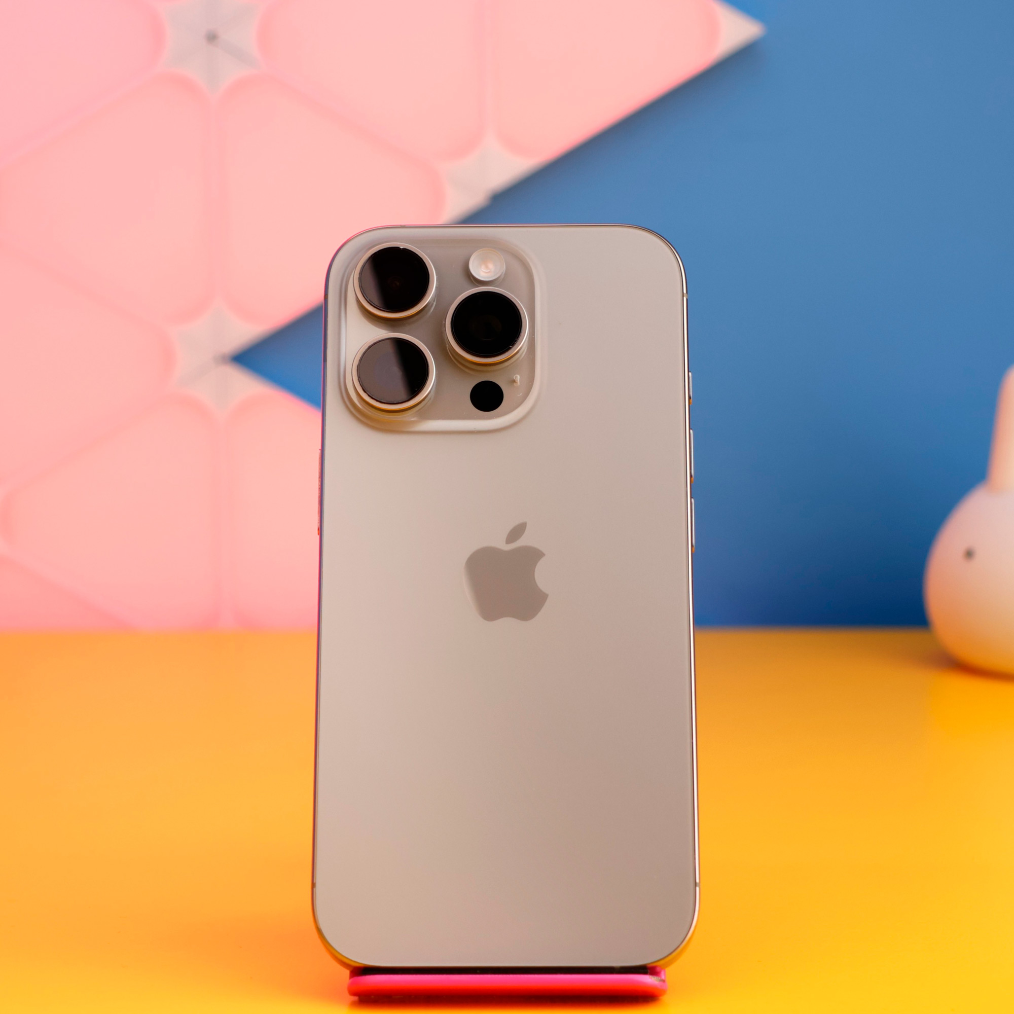 Смартфон Apple iPhone 16 Pro 256GB Natural Titanium (MYNL3) Б/У