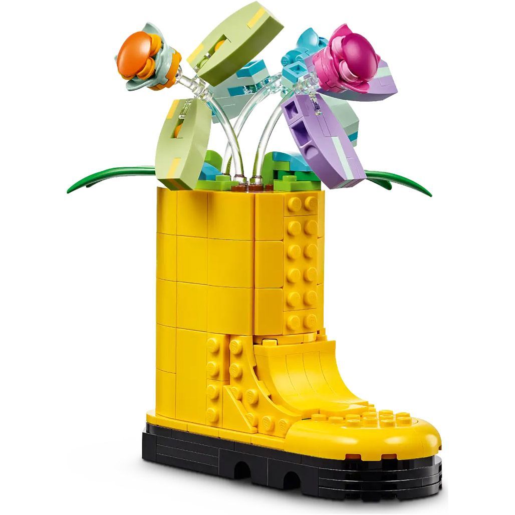 Конструктор LEGO Creator Квіти у лійці (31149)