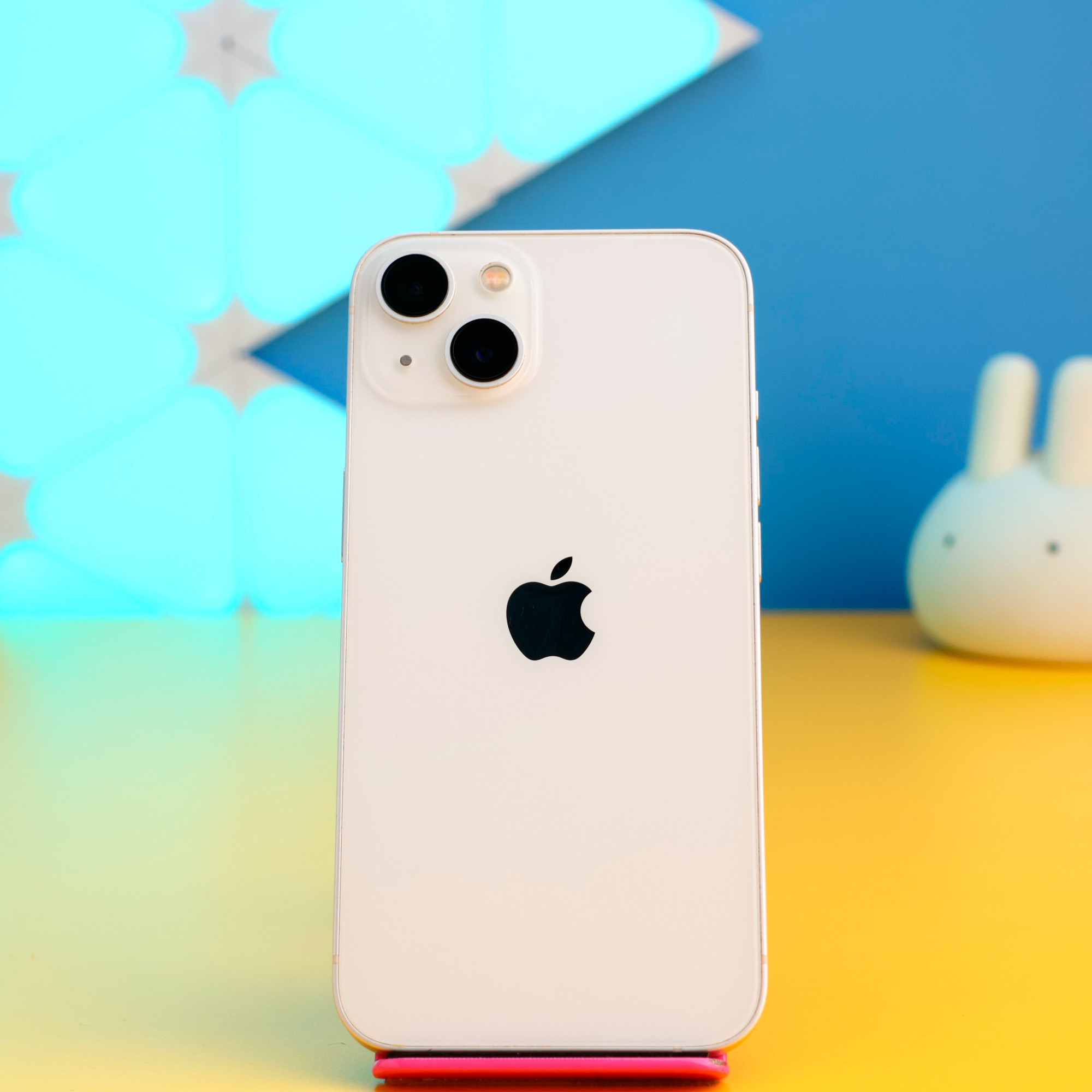 Смартфон Apple iPhone 13 256GB Starlight (MLQ73) Б/У