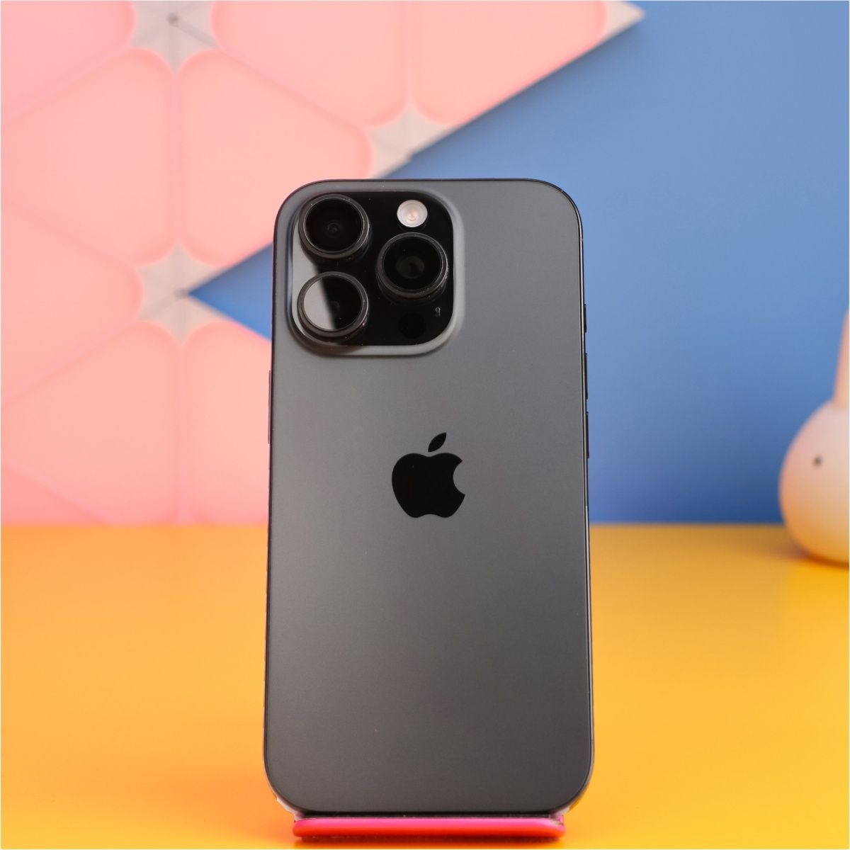 Смартфон Apple iPhone 16 Pro 256GB Black Titanium (MYNH3) Б/У