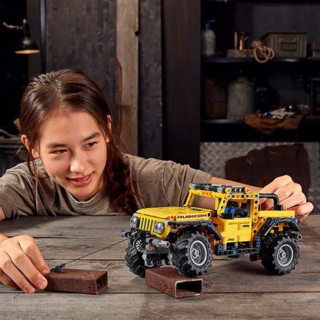 Конструктор LEGO Technic Jeep Wrangler (42122)