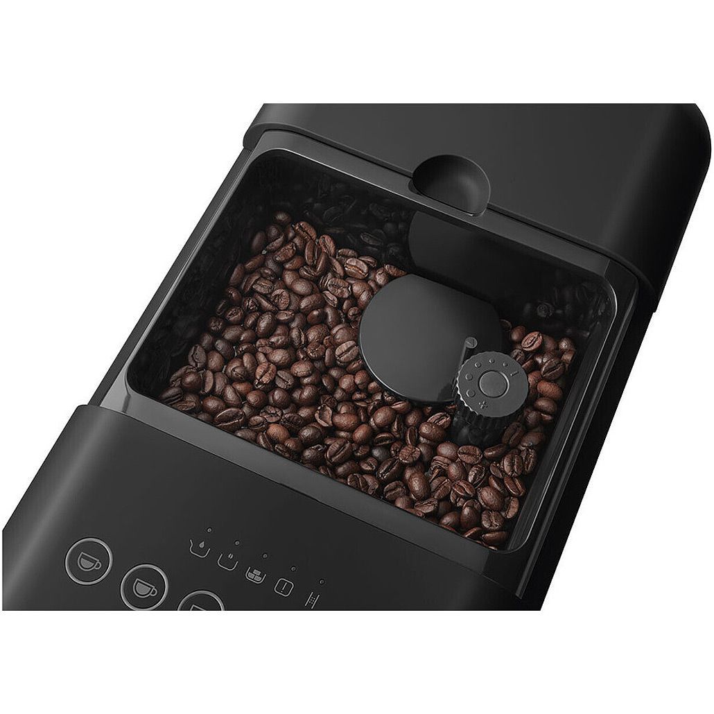 Кавомашина Smeg BCC13BLMEU