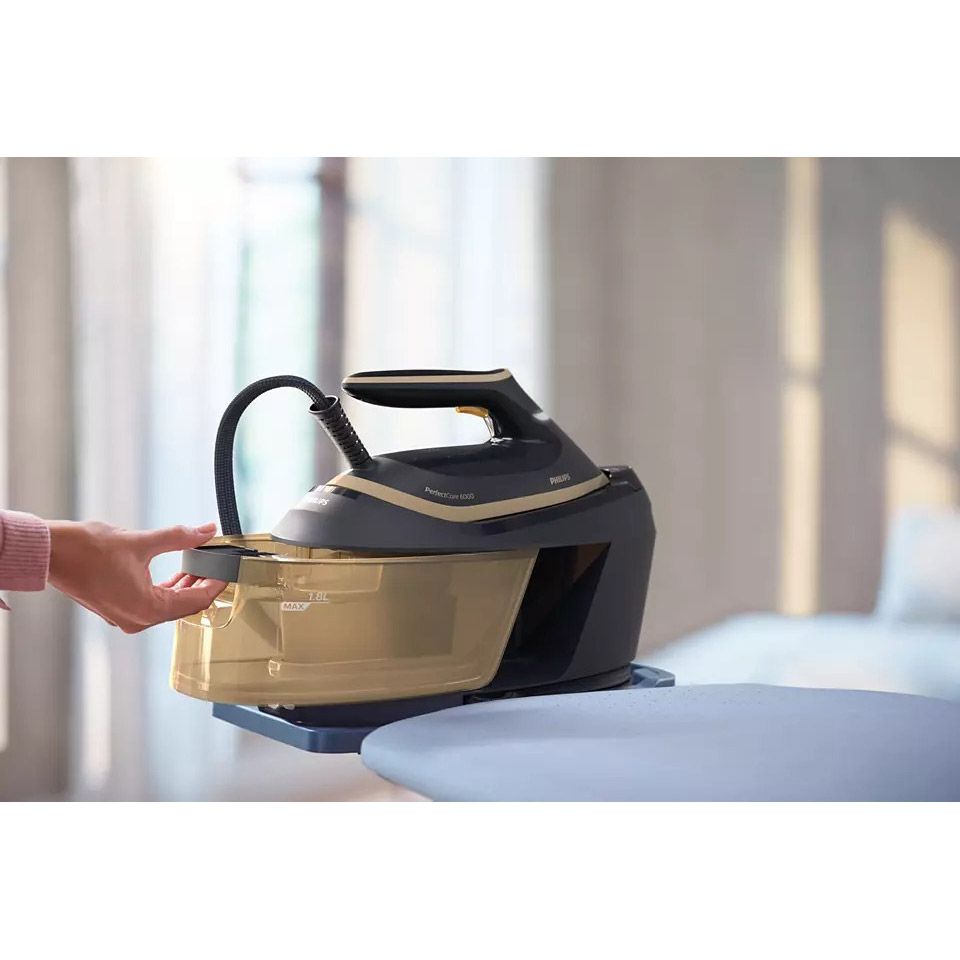 Праска з парогенератором Philips PerfectCare 6000 Series PSG6066/20