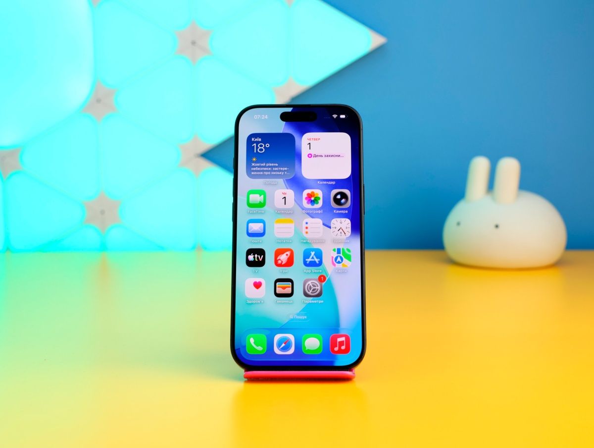 Смартфон Apple iPhone 16 Pro 256GB Black Titanium (MYNH3) Б/У фото 2