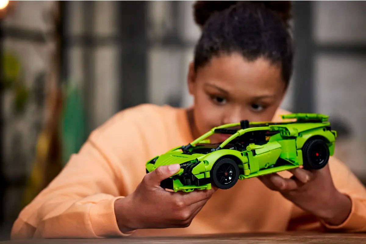 Конструктор LEGO Technic Lamborghini Huracan Tecnica (42161)