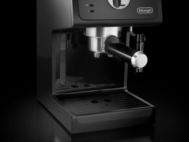 Кавоварка ріжкова Delonghi ECP 31.21 BK 
