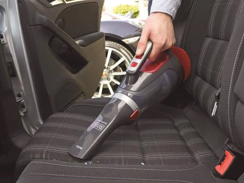 Автомобільний пилосос Black&Decker ADV1200