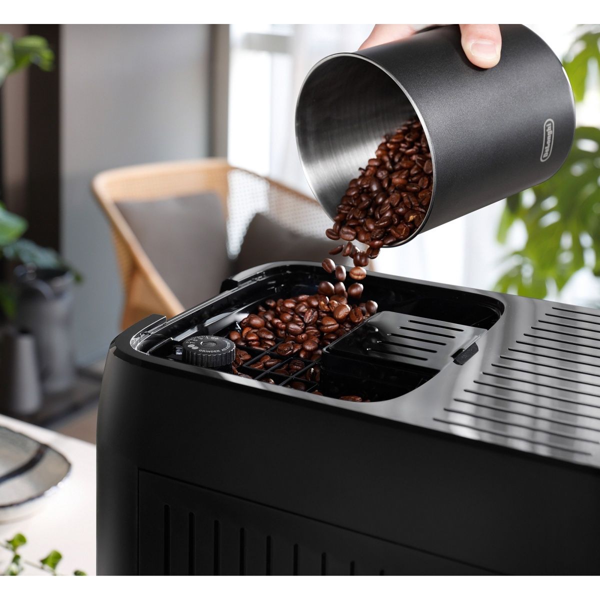 Кавомашина Delonghi Magnifica Plus (ECAM320.70.TB)