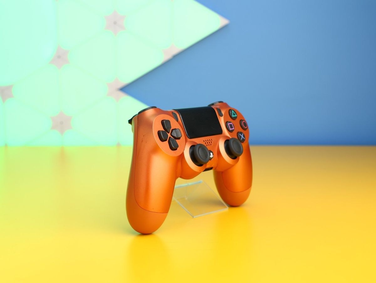 Геймпад Sony DualShock 4 V2 Metallic Copper (9766612) Б/У фото 3