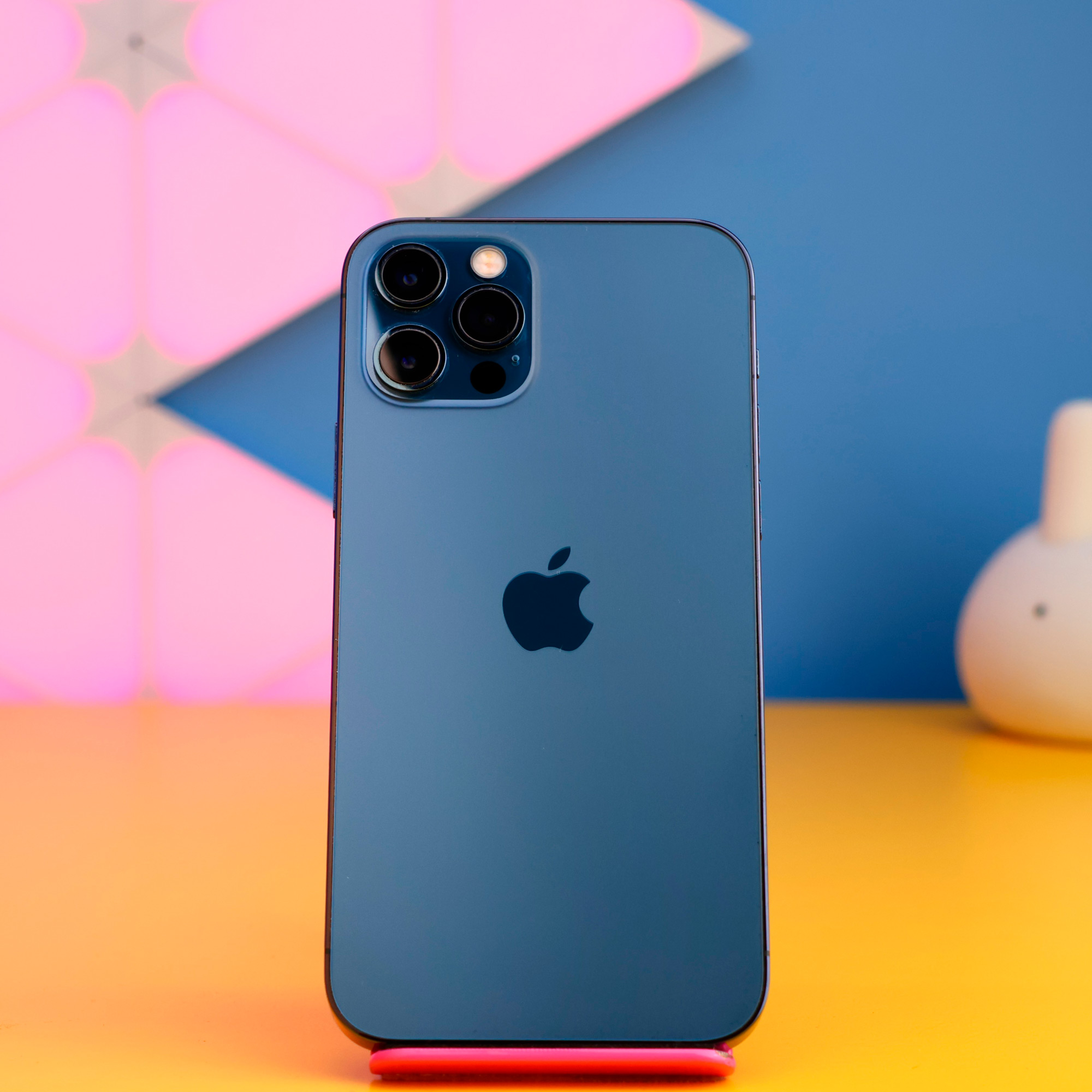 Смартфон Apple iPhone 12 Pro 256GB Pacific Blue (MGMT3) Б/У