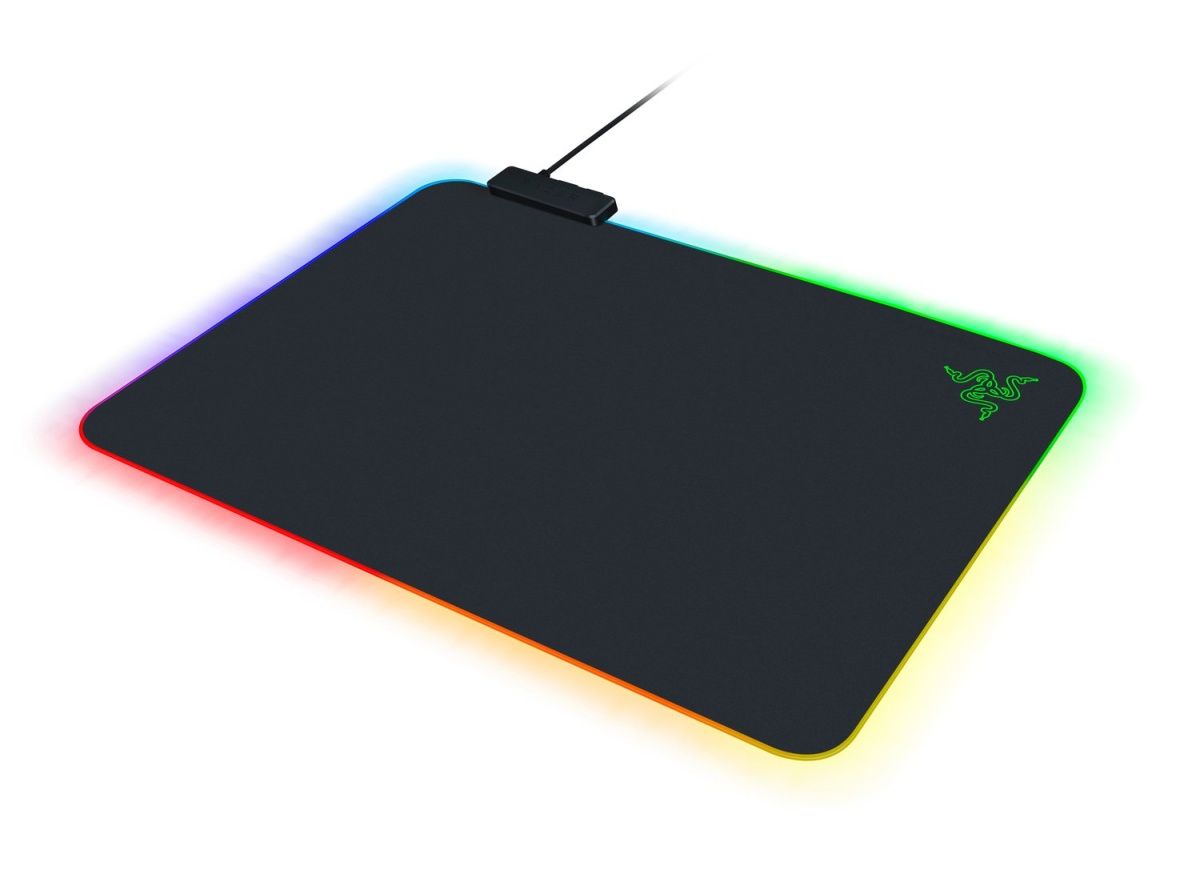Килимок для миші Razer Firefly V2 (RZ02-03020100-R3M1)