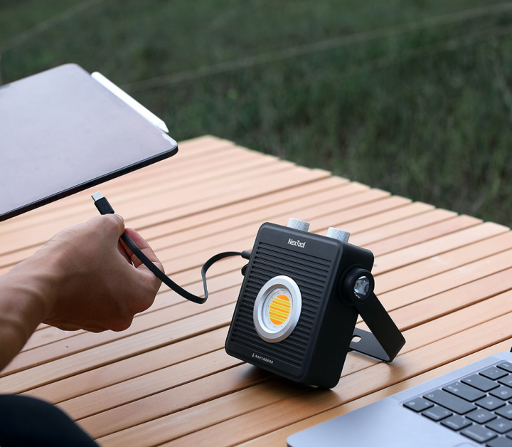 Багатофункціональний ліхтар + PowerBank Xiaomi Nextool Outdoor Light NE20093 (8000mAh) Black 