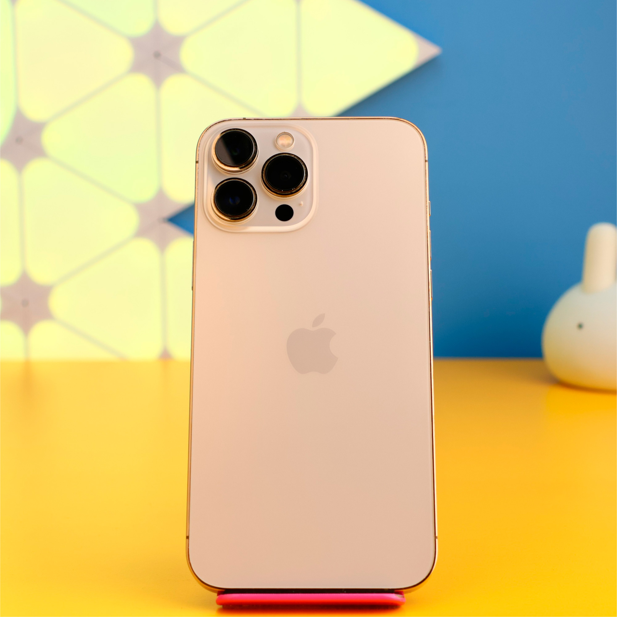 Смартфон Apple iPhone 13 Pro Max 1TB Gold (MLLM3) Б/У