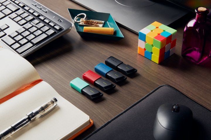 USB флеш-накопитель Kingston 256Gb DataTraveler Exodia M USB 3.2 Teal (DTXM/256GB) [69967] 