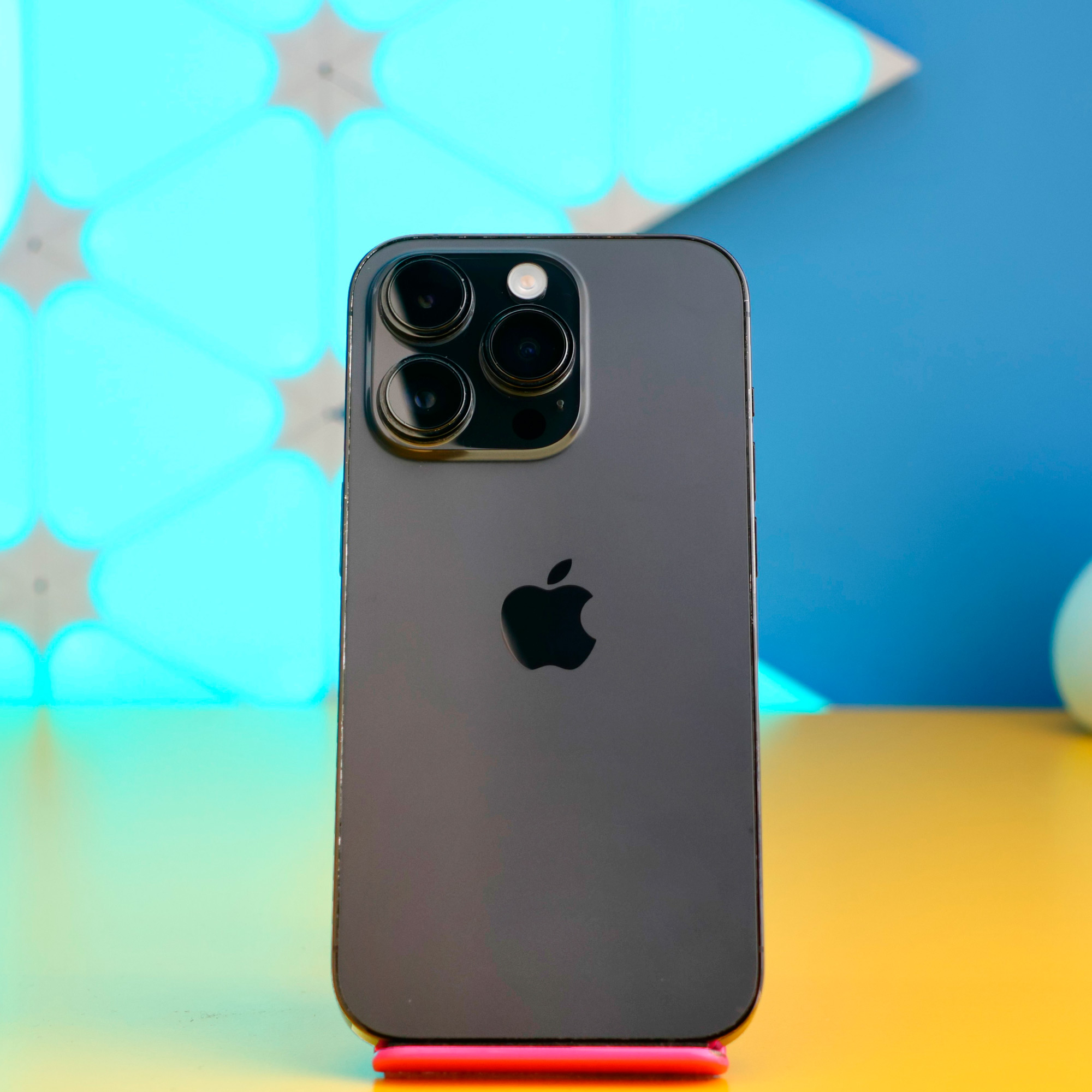 Смартфон Apple iPhone 14 Pro 128GB Space Black (MPXV3) Б/У