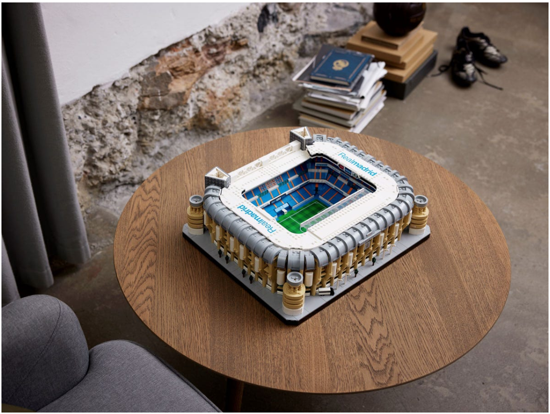 Конструктор LEGO Real Madrid - Santiago Bernabeu Stadium (10299) 