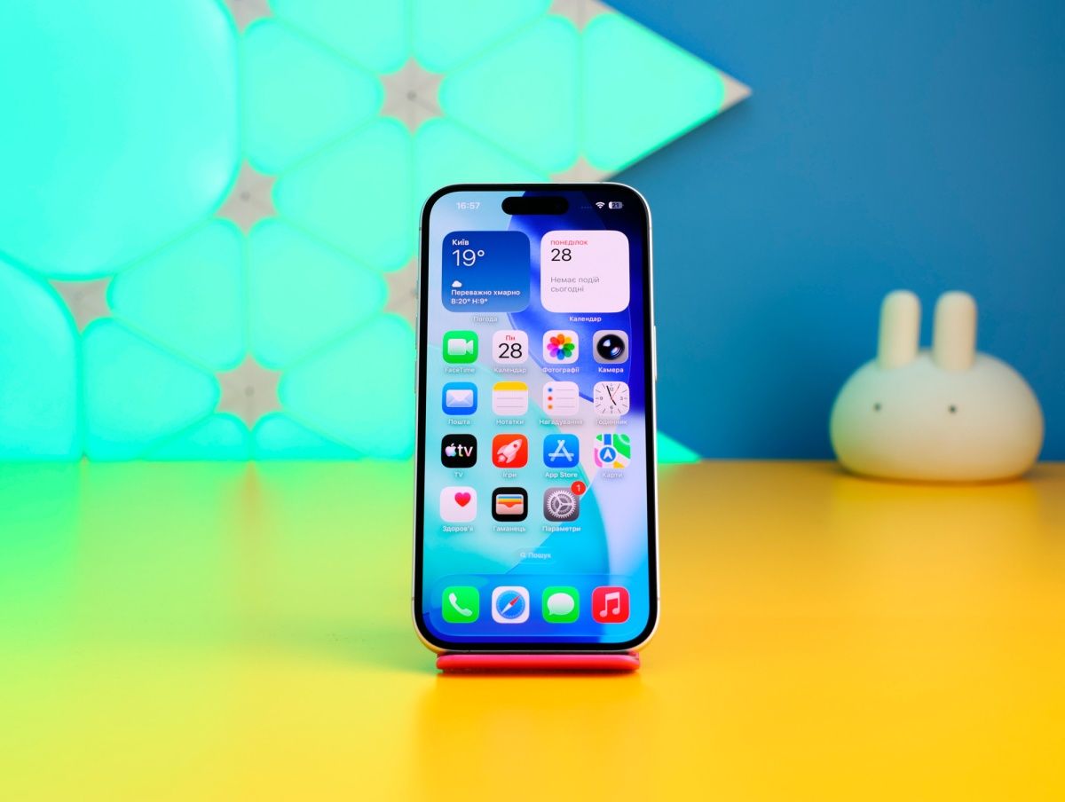Смартфон Apple iPhone 16 128GB White (MYE93) Б/У фото 2