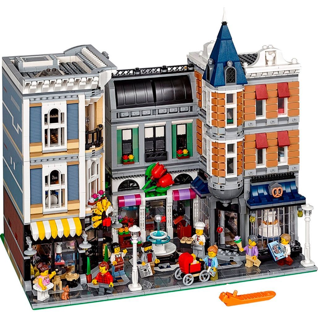 

Конструктор LEGO Creator Assembly Square (10255)