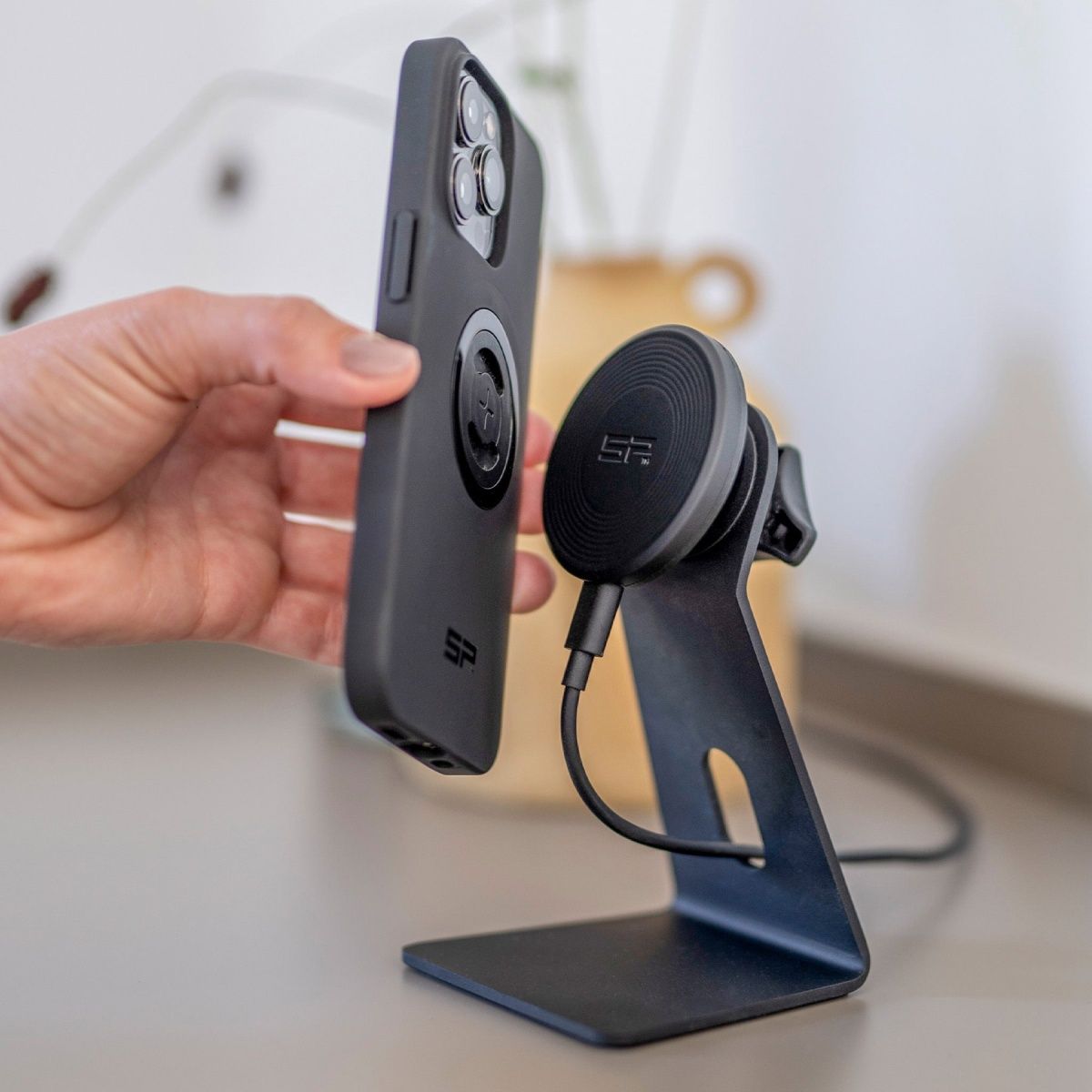 Чохол SP Connect для iPhone 13 Pro (55145)