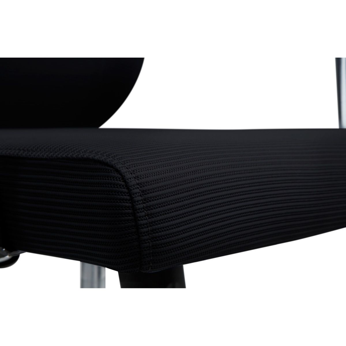 Офісне крісло GT Racer B-909A Black 