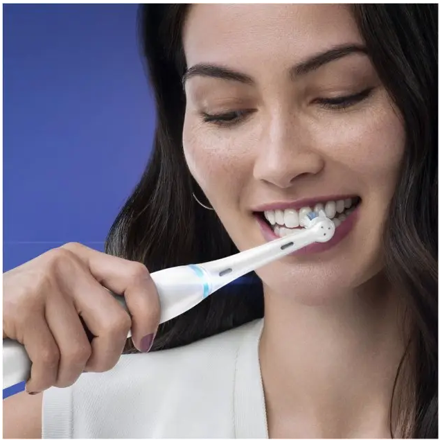Насадка для зубної щітки Oral-B iO Ultimate Clean White 4шт